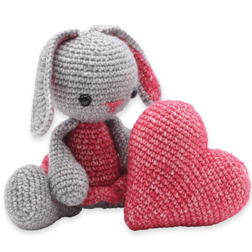 Pippa the Bunny (Crochet kit)
